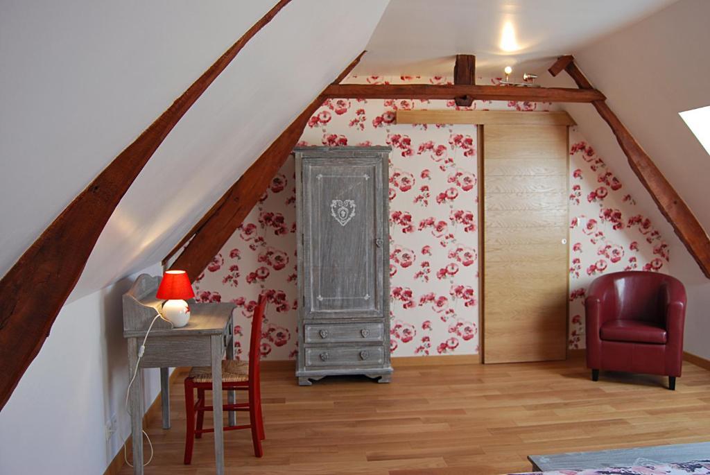 Le Clos Des Tilleuls La Vendelée 部屋 写真
