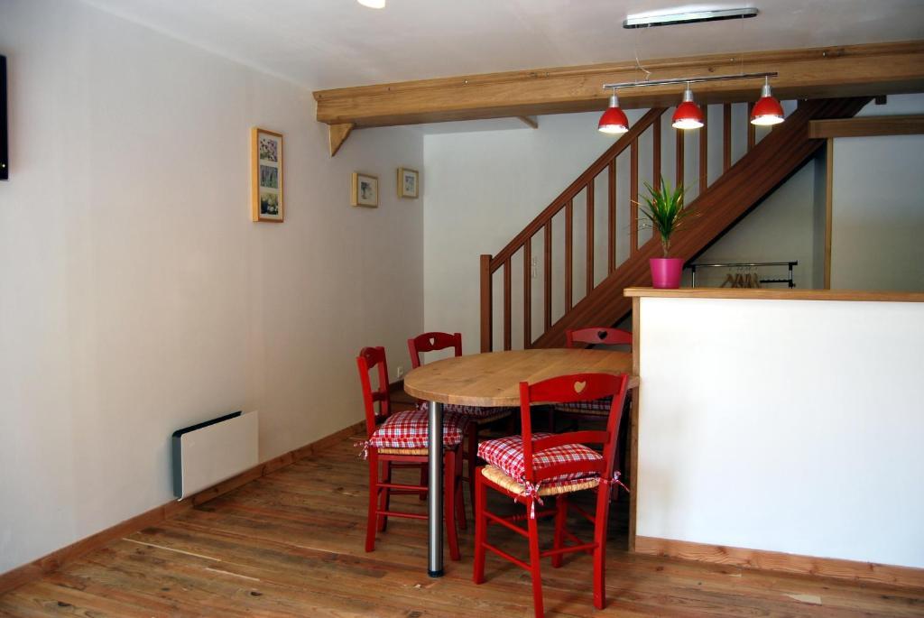 Le Clos Des Tilleuls La Vendelée 部屋 写真